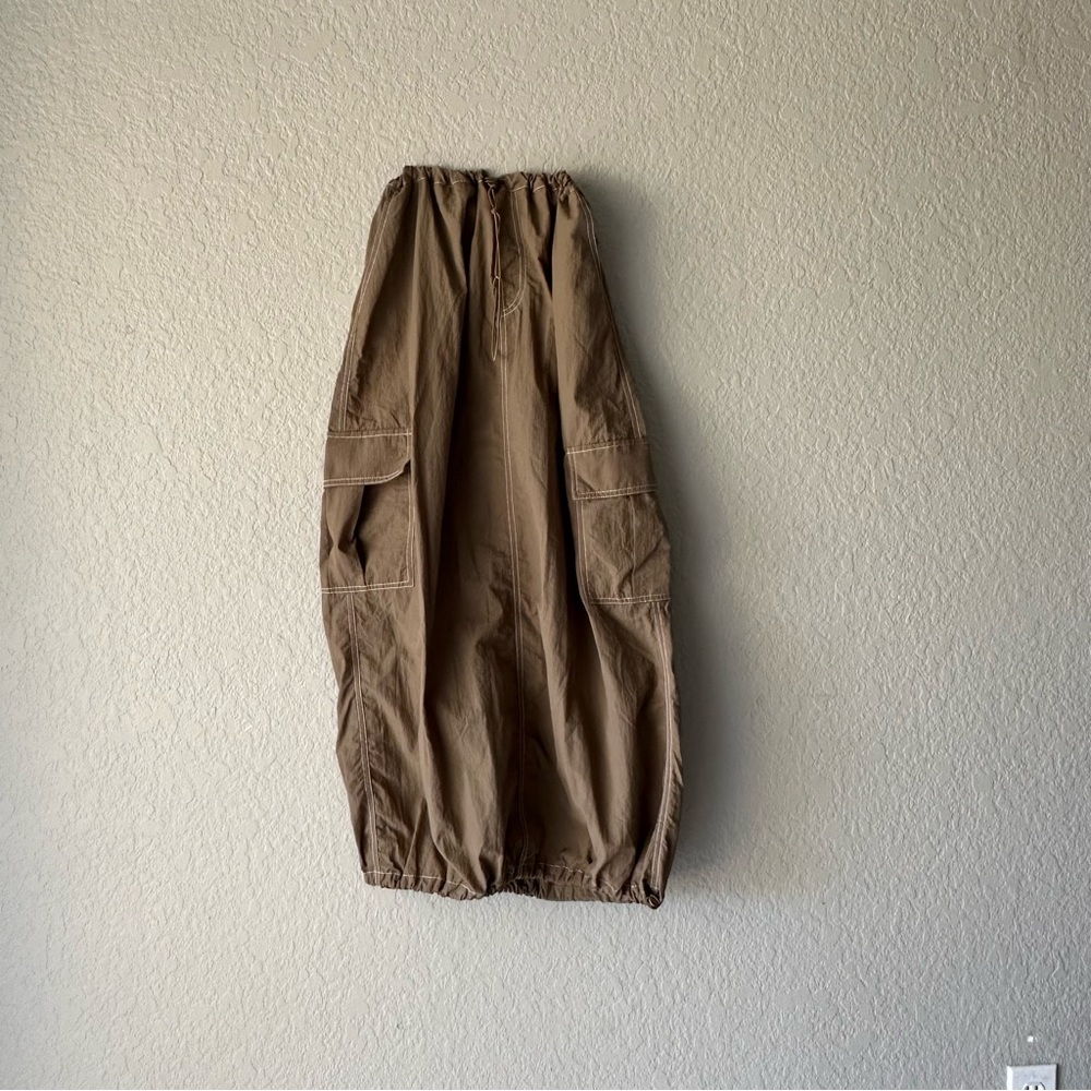 Woman’s SMALL drawstring waist maxi cargo skirt. Khaki color built in pockets.